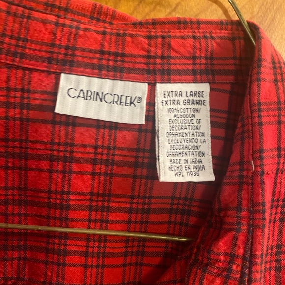 Ladies “SNOWMAN” long sleeve button down shirt. - Picture 3 of 4